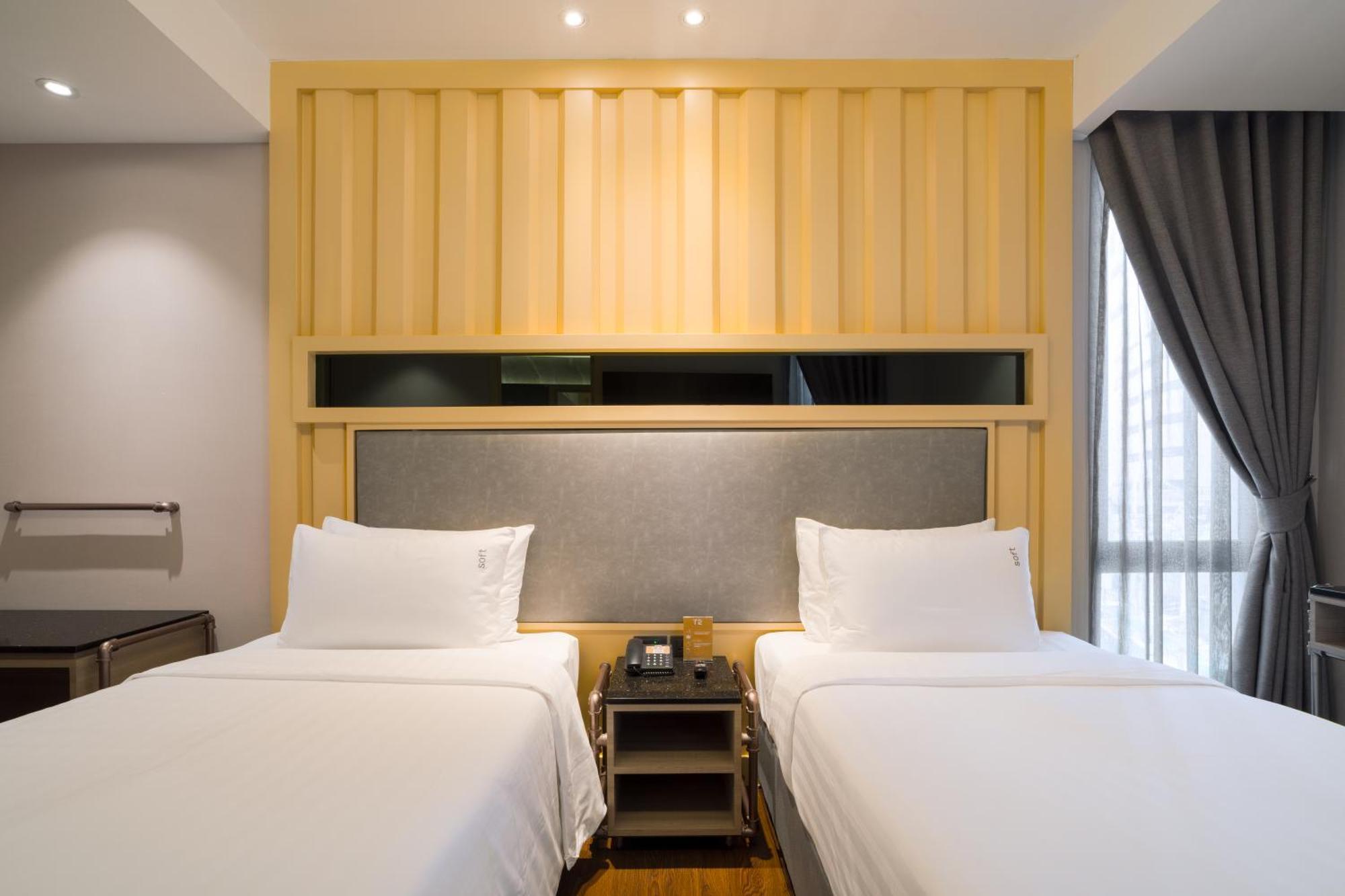T2 The Portal Sukhumvit Hotel Bangkok Exterior photo