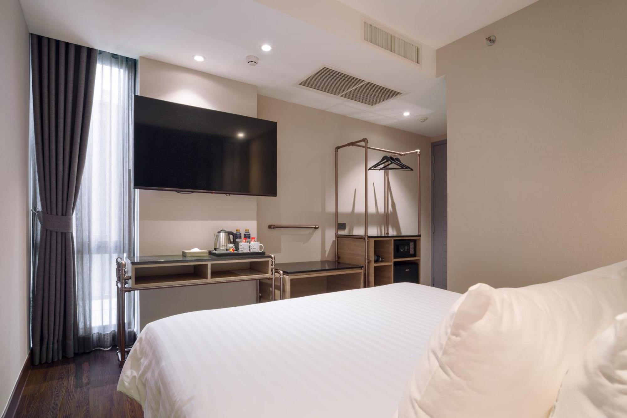 T2 The Portal Sukhumvit Hotel Bangkok Exterior photo